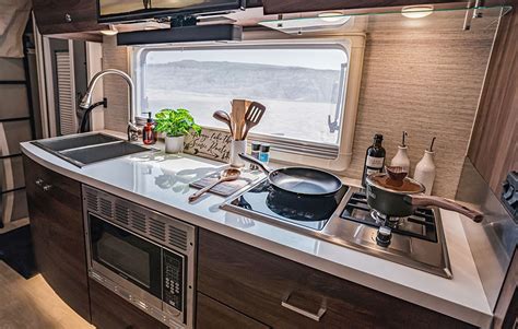 There are some stark differences between RV <b>warranty</b> departments and automobile <b>warranty</b>/service departments that most new RV buyers do not understand. . Winnebago warranty